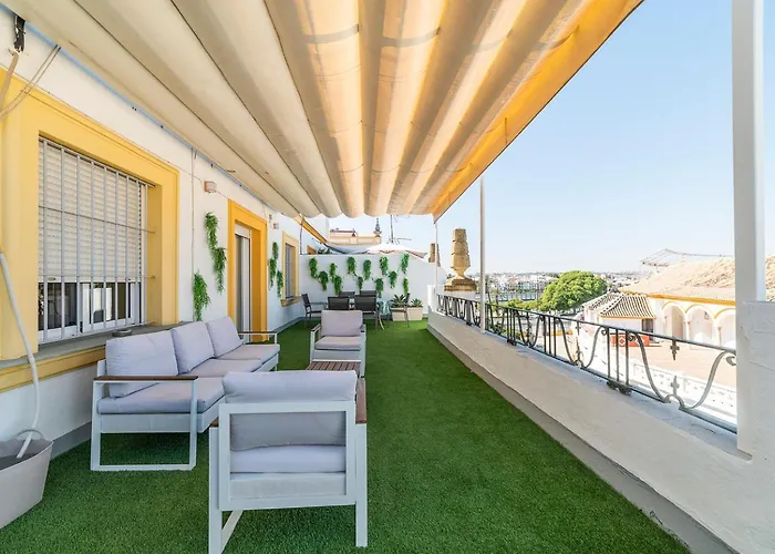 Trendy Penthouse By The Bullring